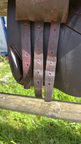 Sella da salto ostacoli CWD  17" - 2016