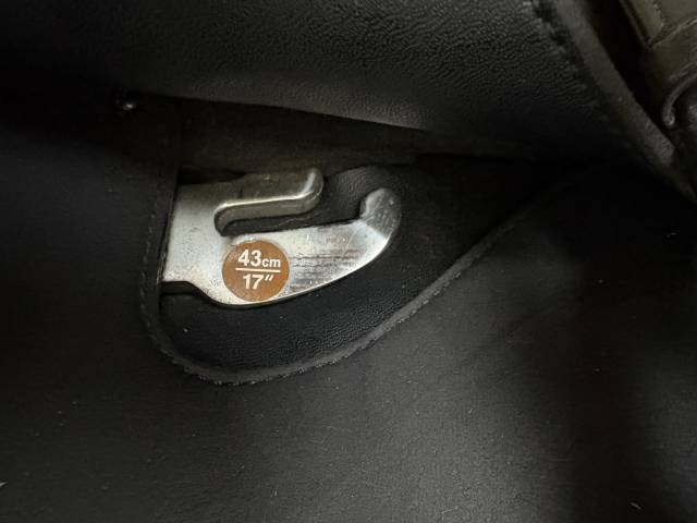 Sella da dressage Wintec  17" - 2020