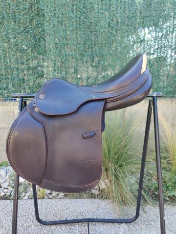 Sella da salto ostacoli Prestige Italia Paris classic  17" - 2022