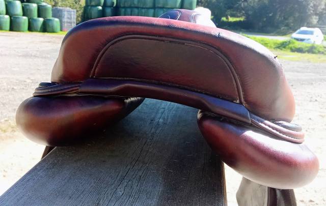 Sella da salto ostacoli CWD  16.5" - 2021