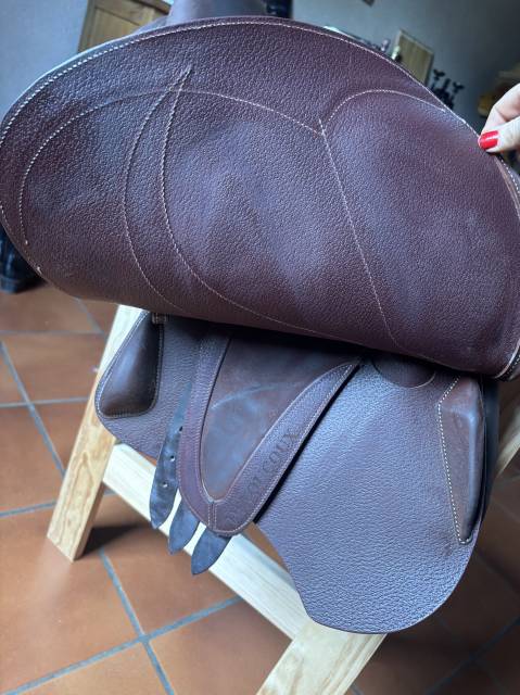 Sella da salto ostacoli Devoucoux  17" - 2021