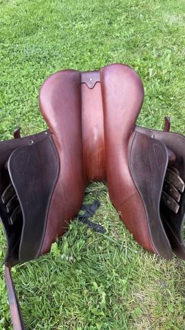 Sella da salto ostacoli  CWD  17.5" - 2021