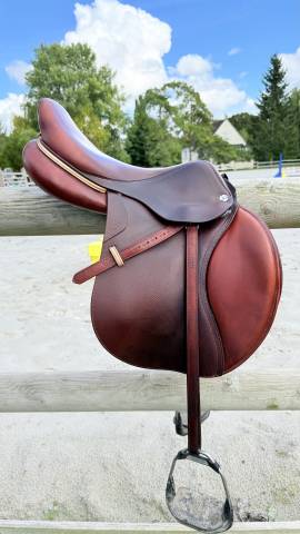 Sella da salto ostacoli  CWD  17.5" - 2021