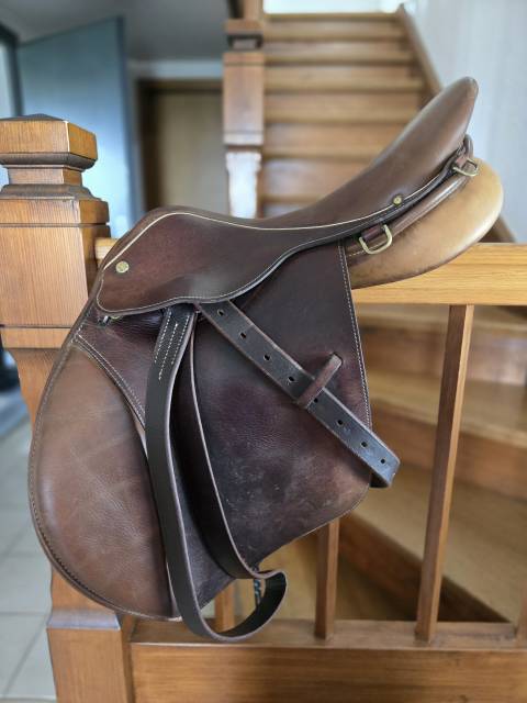 Sella da salto ostacoli  Schenk 16" - 2000