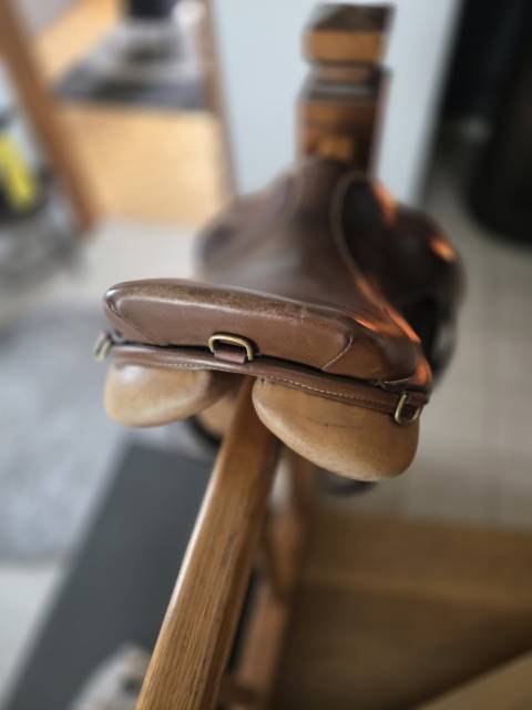 Sella da salto ostacoli  Schenk 16" - 2000