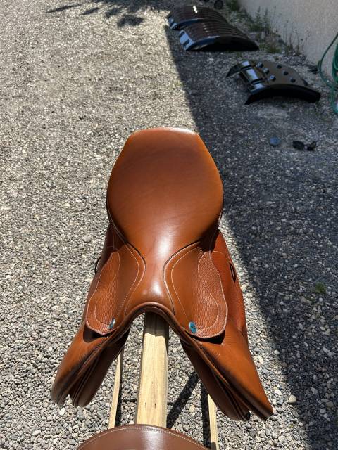 Sella da salto ostacoli  Philippe fontaine 17.5" - 2015