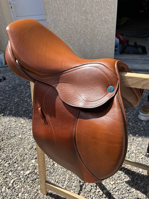 Sella da salto ostacoli  Philippe fontaine 17.5" - 2015