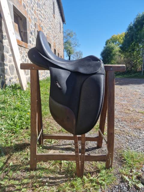 Sella da dressage Wintec  17.5" - 2012
