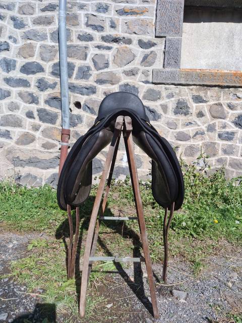 Sella da dressage Wintec  17.5" - 2012