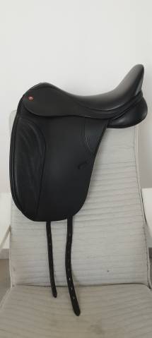Sella da dressage Thorowgood   17.5" - 2024