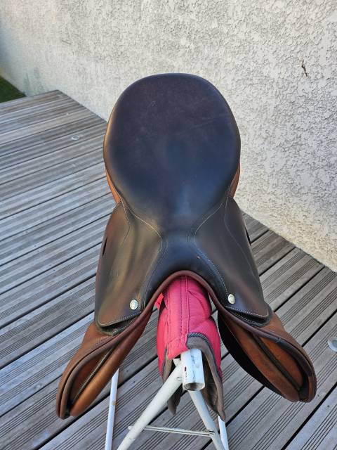 Sella da salto ostacoli Butet  17" - 2008