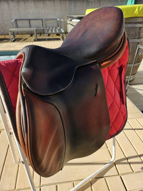 Sella da salto ostacoli Butet  17" - 2008