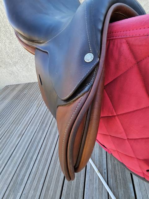 Sella da salto ostacoli Butet  17" - 2008