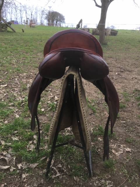Sella da dressage  Thesee 17" - 2020