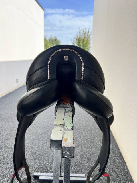 Sella da dressage Devoucoux  17.5" - 2020