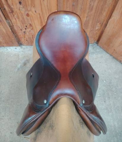 Sella da salto ostacoli Forestier Calgary  17.5" - 2005