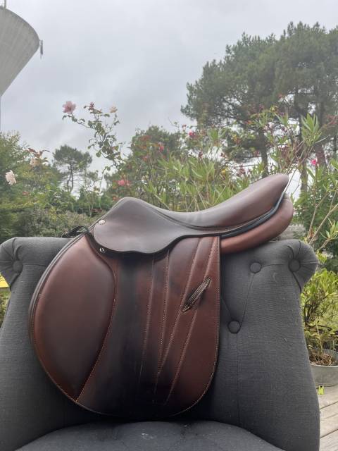 Sella da salto ostacoli Butet  17" - 2021