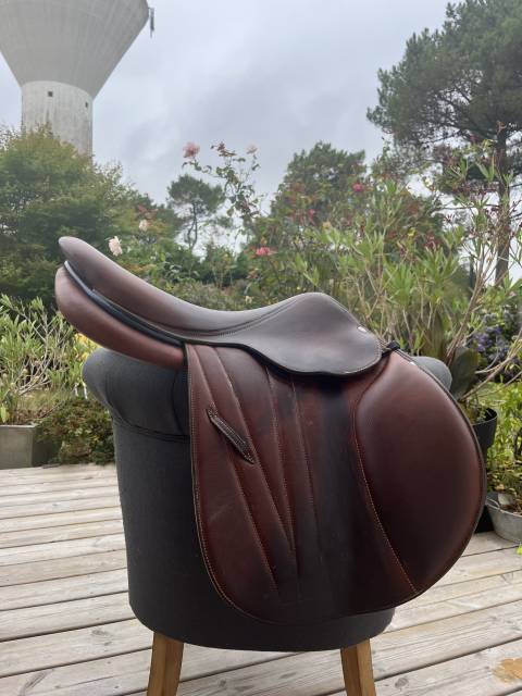 Sella da salto ostacoli Butet  17" - 2021