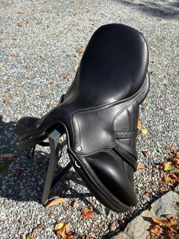 Sella da dressage Antarès  17" - 2021