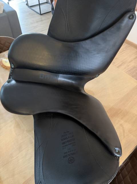 Sella da dressage Devoucoux  17.5" - 2019