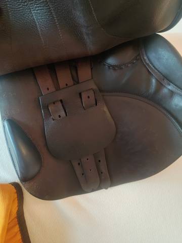 Sella da salto ostacoli Butet  17.5" - 2018