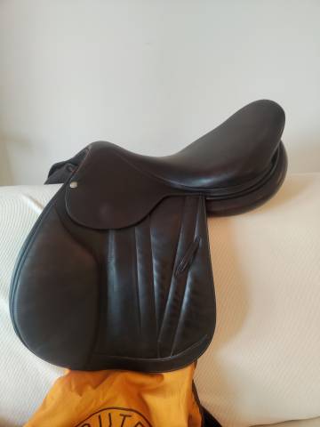 Sella da salto ostacoli Butet  17.5" - 2018