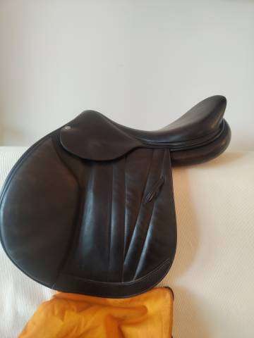 Sella da salto ostacoli Butet  17.5" - 2018