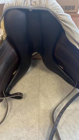 Sella da dressage Childeric  16.5" - 2012