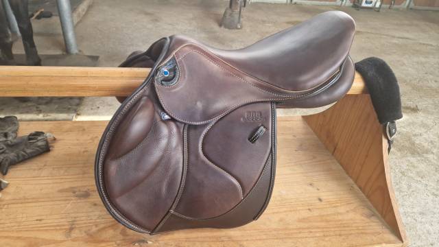 Sella mista Stubben  17.5" - 2024