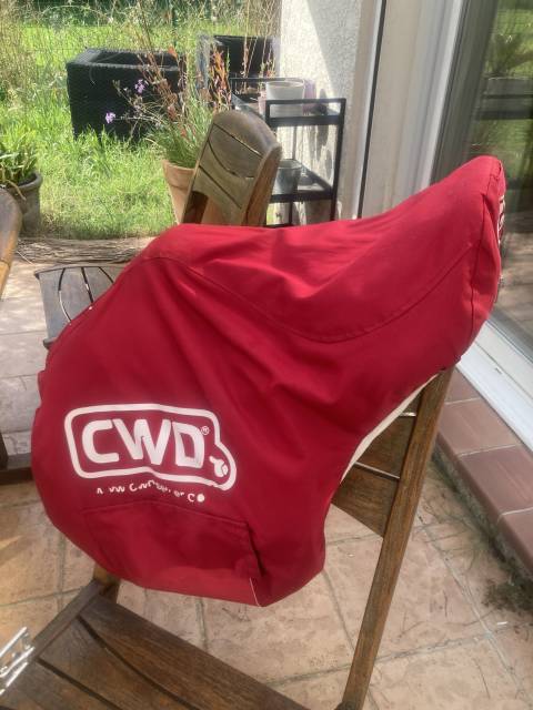 Sella da salto ostacoli CWD  17.5" - 2018