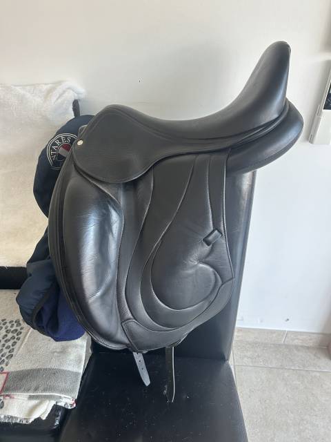 Sella da dressage Antarès  17.5" - 2018