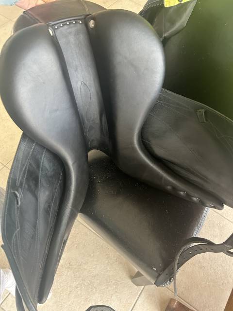 Sella da dressage Antarès  17.5" - 2018