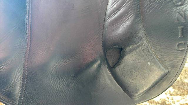 Sella da dressage Ikonic  17.5" - 2014