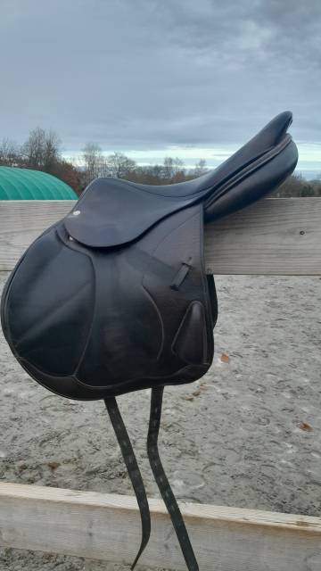 Sella da dressage Equipe  17" - 2016