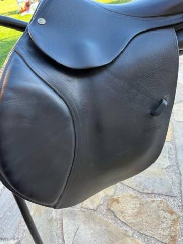 Sella da salto ostacoli CWD  17" - 2015