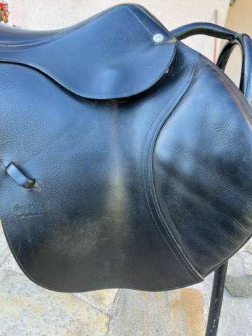 Sella da salto ostacoli CWD  17" - 2015