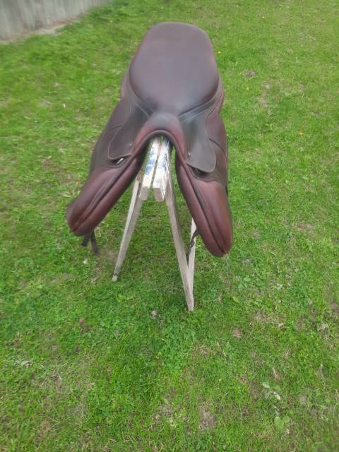 Sella da salto ostacoli PLS Lucyfer 17" - 2023