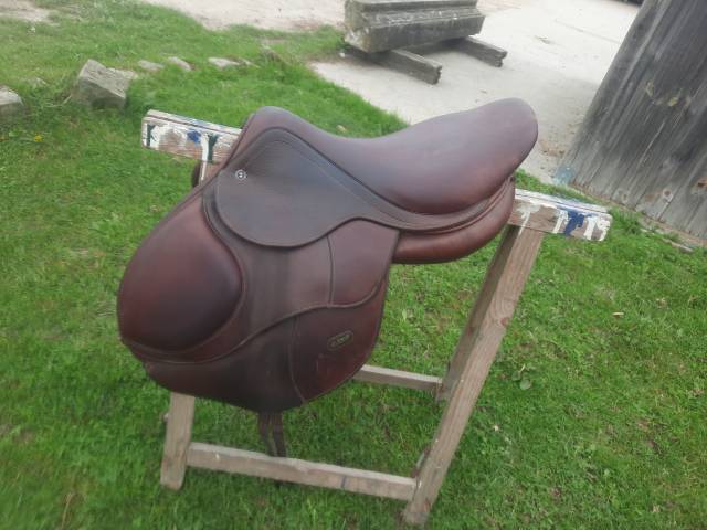 Sella da salto ostacoli PLS Lucyfer 17" - 2023