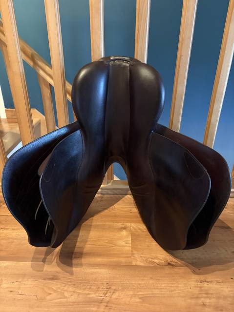 Sella da salto ostacoli  CSO butet 17.5" - 2021