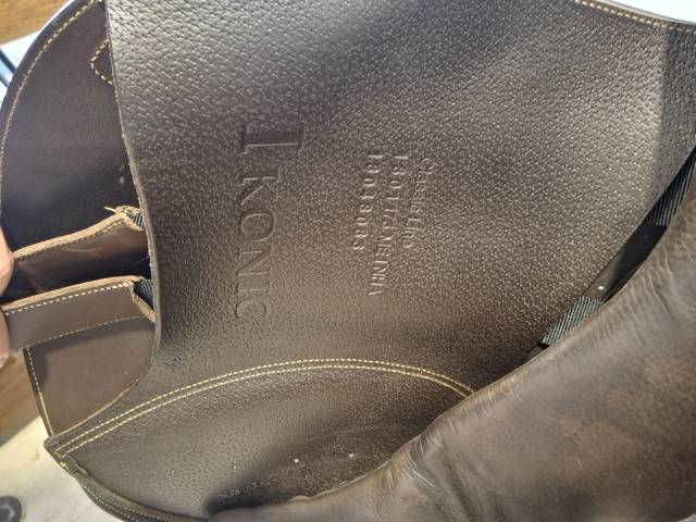 Altra sella Ikonic Horseball évolution  17.5" - 2023