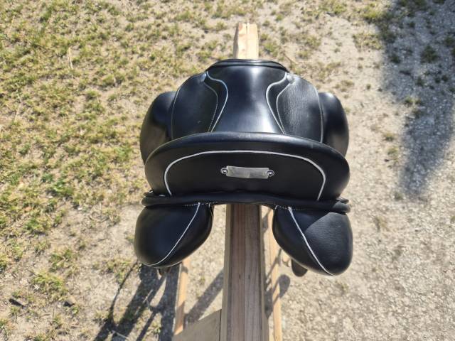 Sella da dressage Zaldi  16.5" - 2022