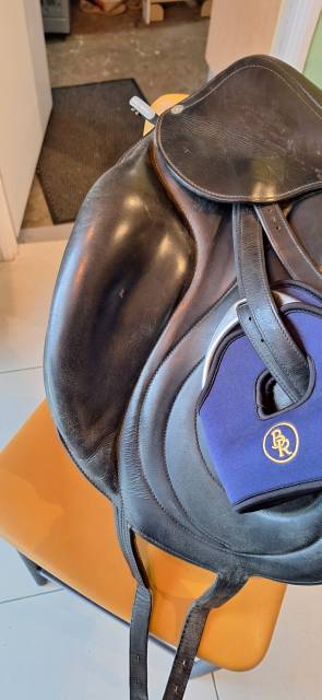 Sella da dressage Antarès  17.5" - 2010