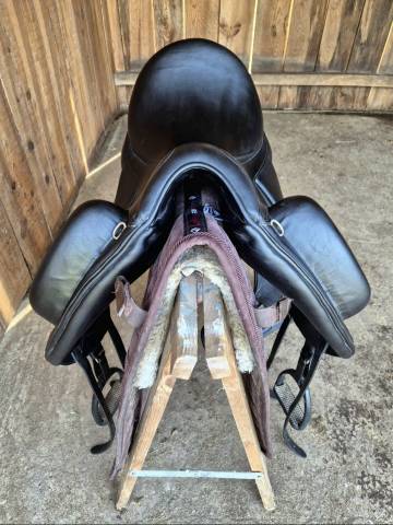 Sella da dressage Forestier  16.5" - 2021