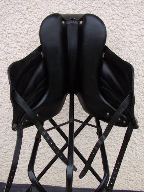 Sella da dressage Antarès  17.5" - 2011