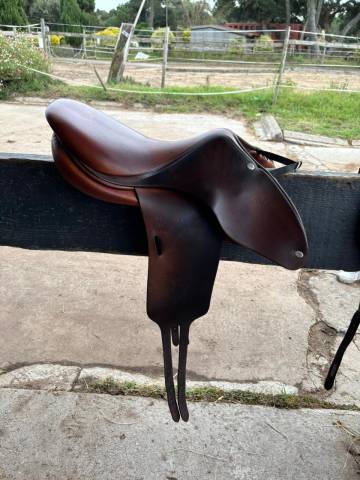 Sella da salto ostacoli Butet  16" - 2016