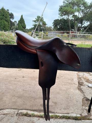 Sella da salto ostacoli Butet  16" - 2016