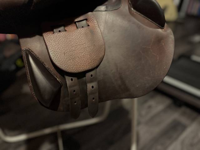 Sella da salto ostacoli Meyer  17.5" - 2022