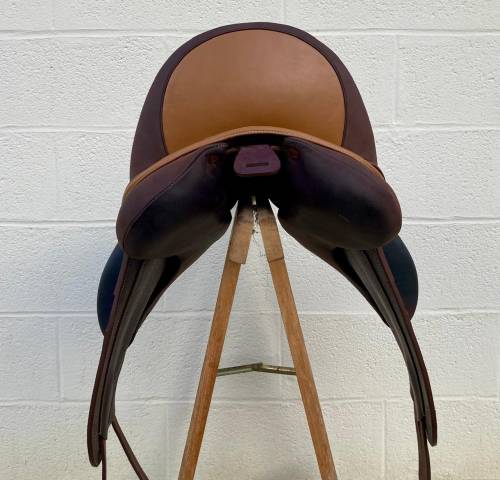 Sella da dressage Devoucoux  17.5" - 2023