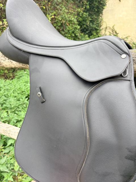 Sella mista Wintec  17.5" - 2025