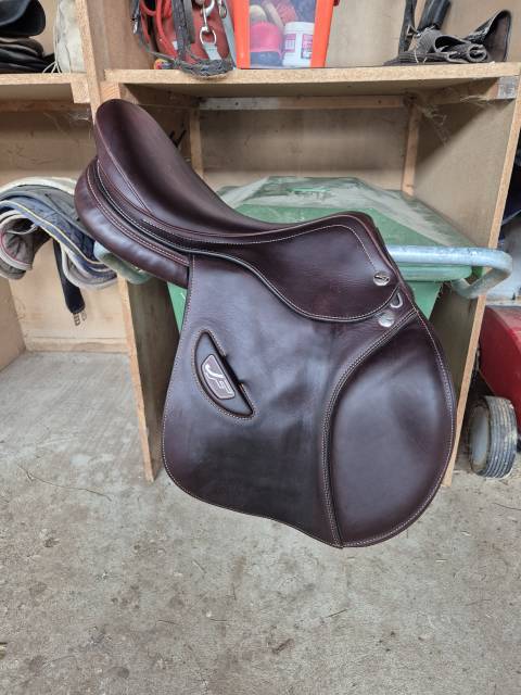 Sella da salto ostacoli Erreplus JF 17.5" - 2023